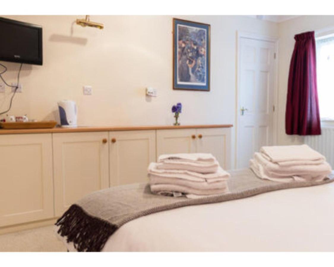 The Bull Inn Bourne Extérieur photo