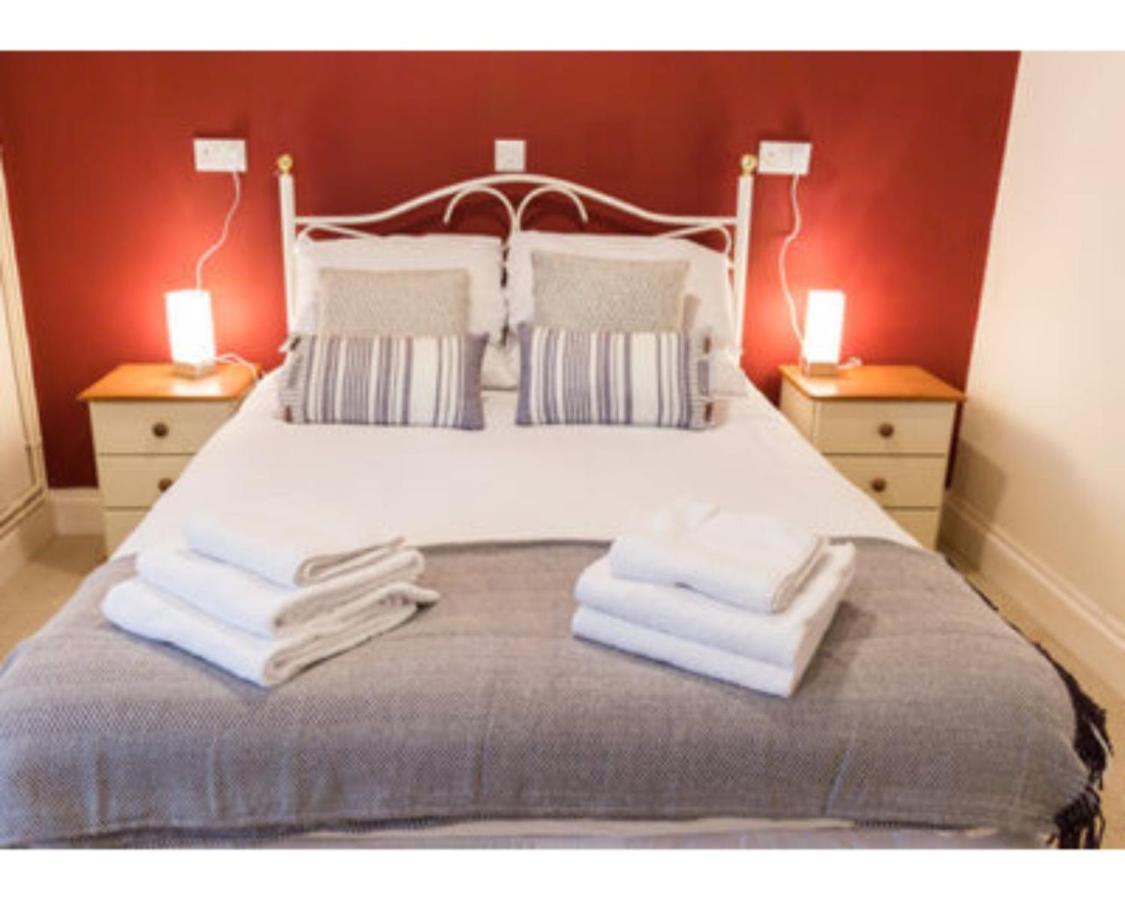 The Bull Inn Bourne Extérieur photo